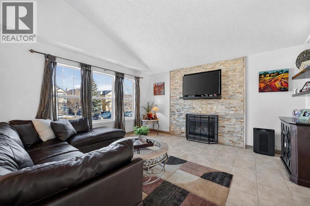 131 Covepark Place Ne, Calgary, Alberta  T3K 6A1 - Photo 3 - A2288121