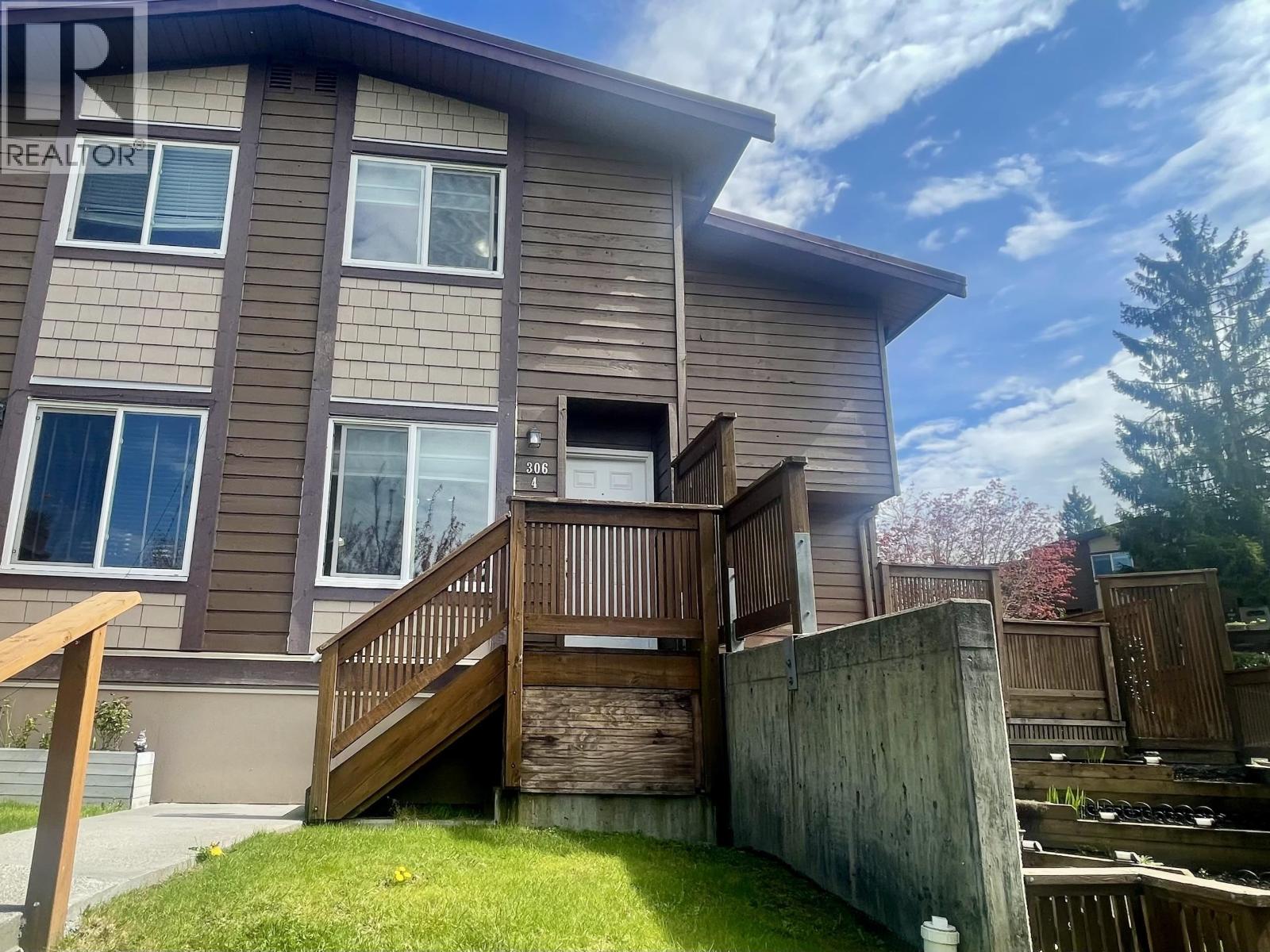 4 306 Highland Way, Port Moody, British Columbia  V3H 3V7 - Photo 2 - R3112429