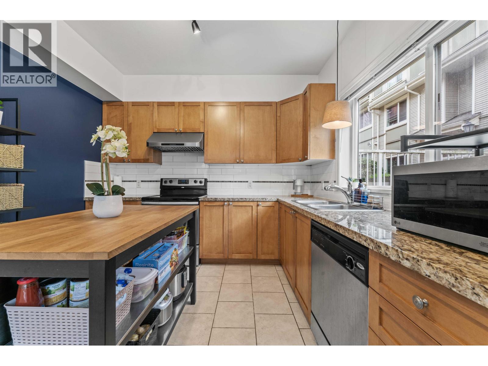 15 621 Langside Avenue, Coquitlam, British Columbia  V3J 0A8 - Photo 11 - R3112497