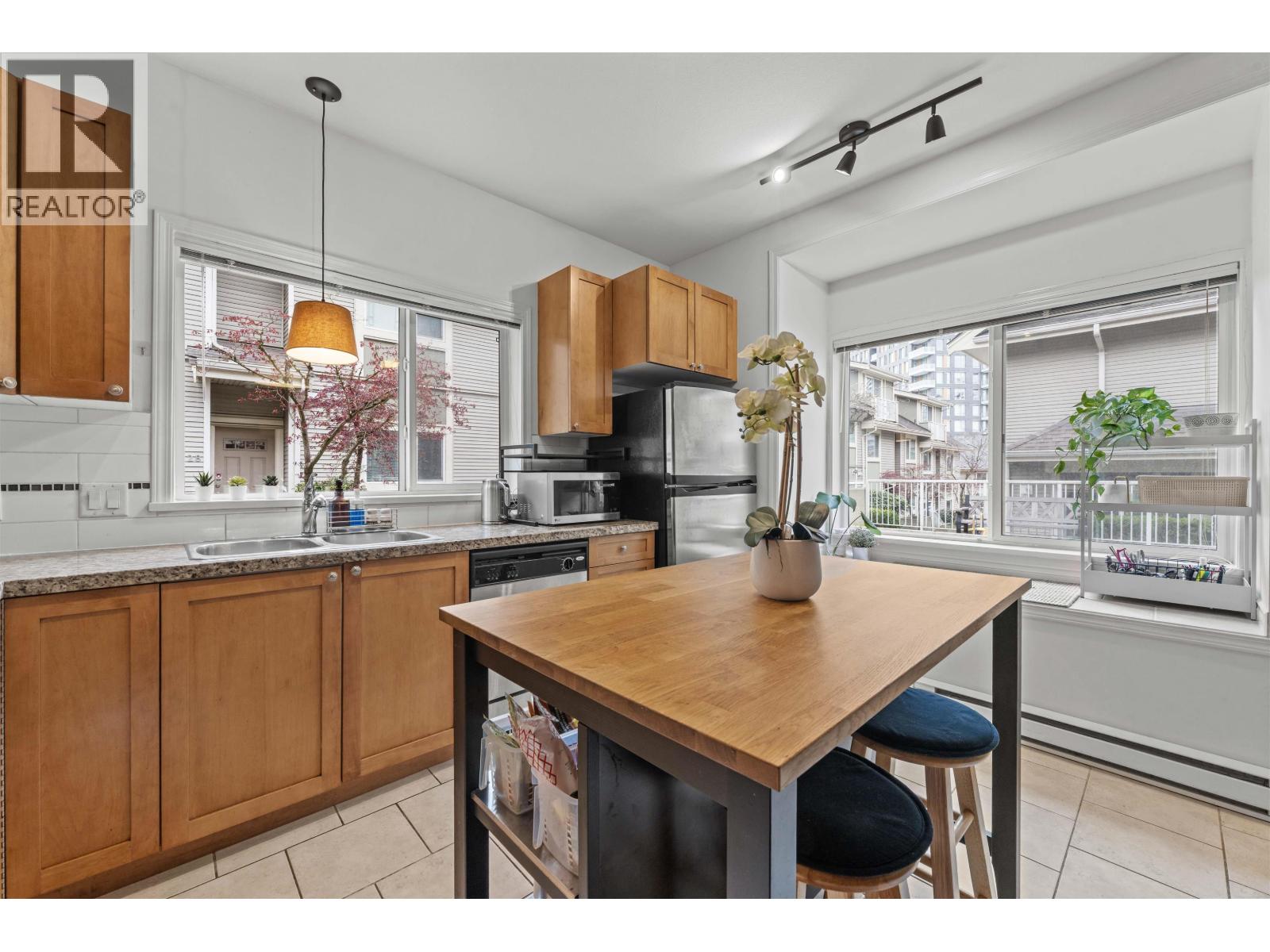 15 621 Langside Avenue, Coquitlam, British Columbia  V3J 0A8 - Photo 14 - R3112497