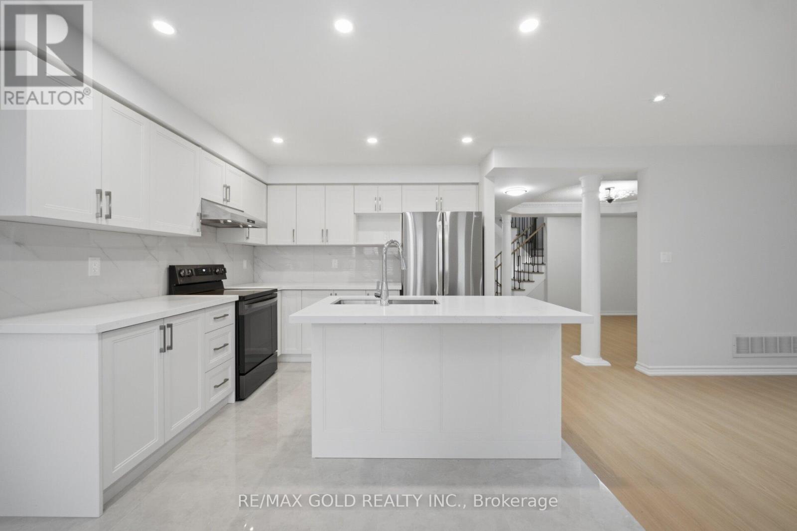 7059 Magistrate Terrace, Mississauga, Ontario  L5W 1E5 - Photo 17 - W13003768