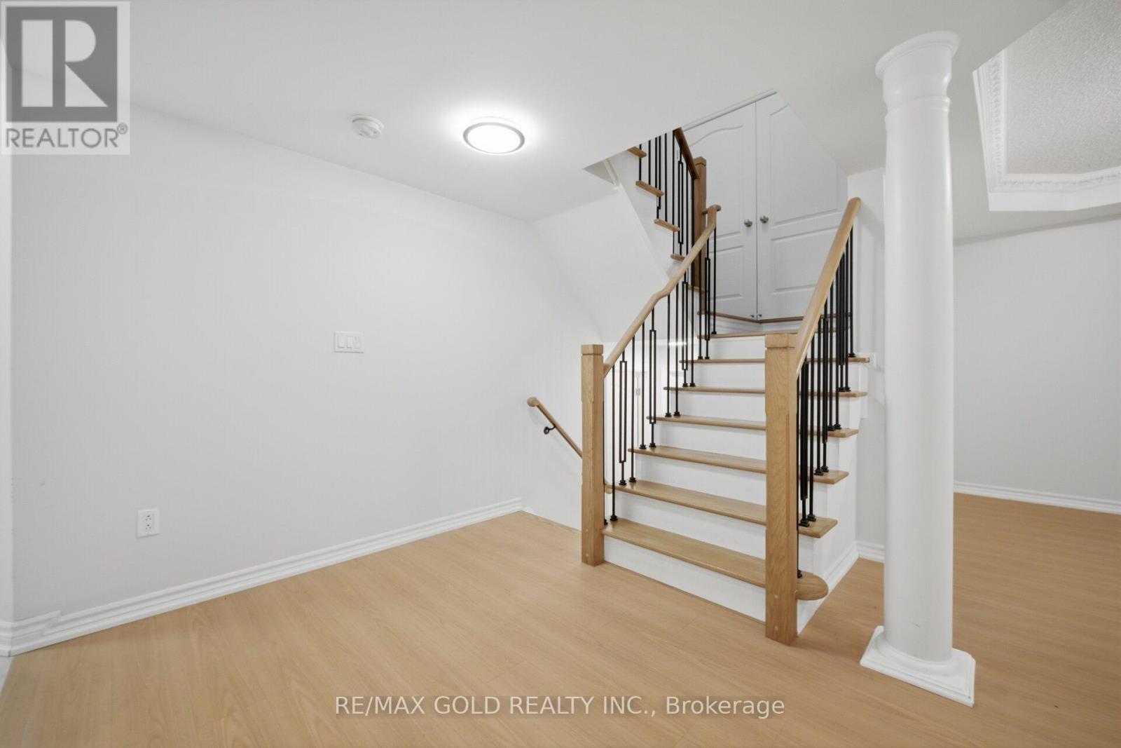 7059 Magistrate Terrace, Mississauga, Ontario  L5W 1E5 - Photo 24 - W13003768