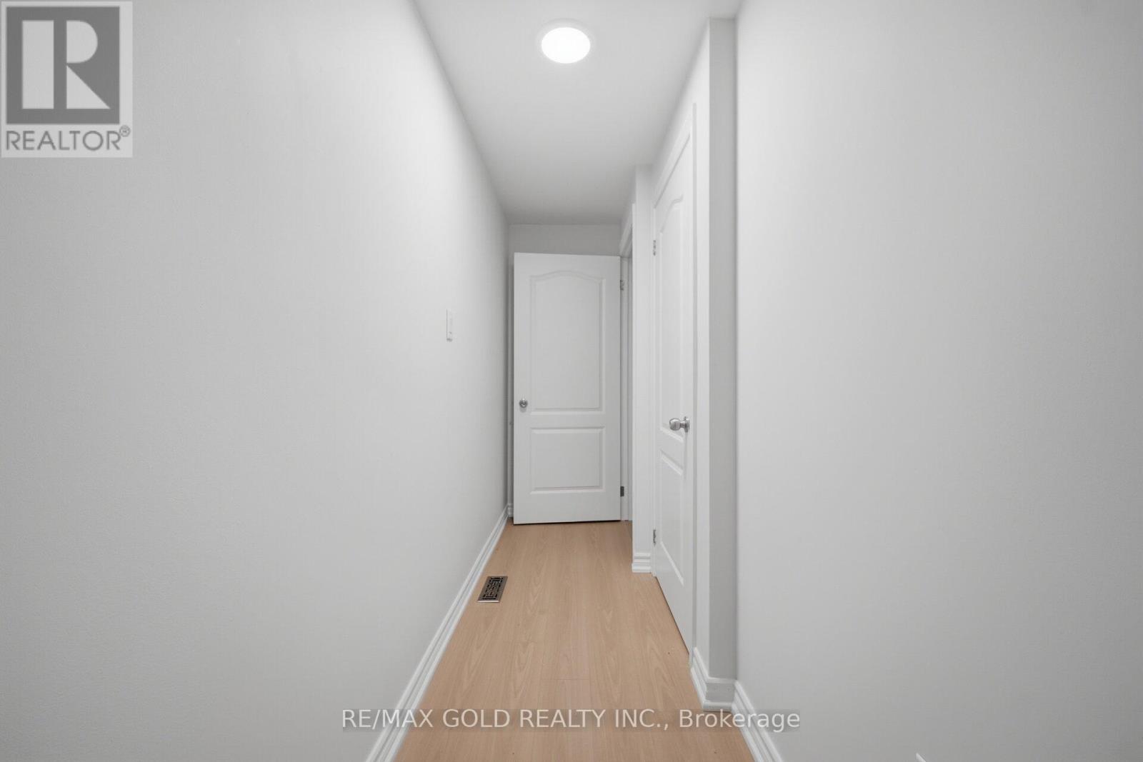 7059 Magistrate Terrace, Mississauga, Ontario  L5W 1E5 - Photo 36 - W13003768