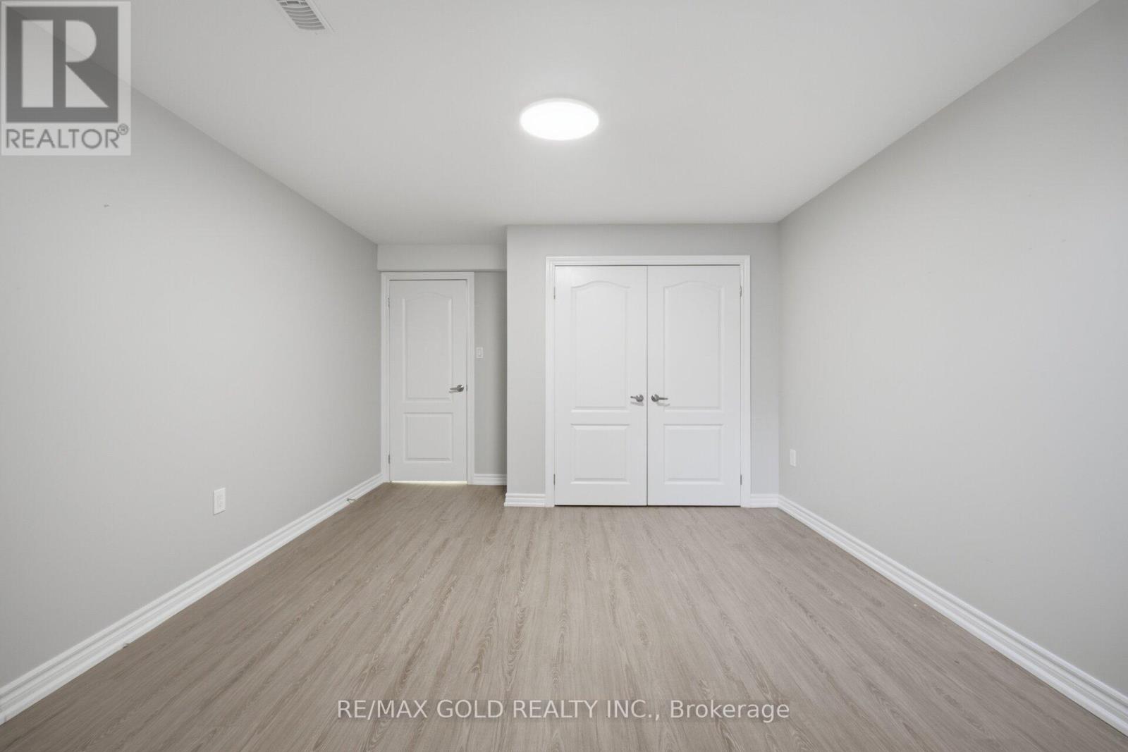 7059 Magistrate Terrace, Mississauga, Ontario  L5W 1E5 - Photo 41 - W13003768