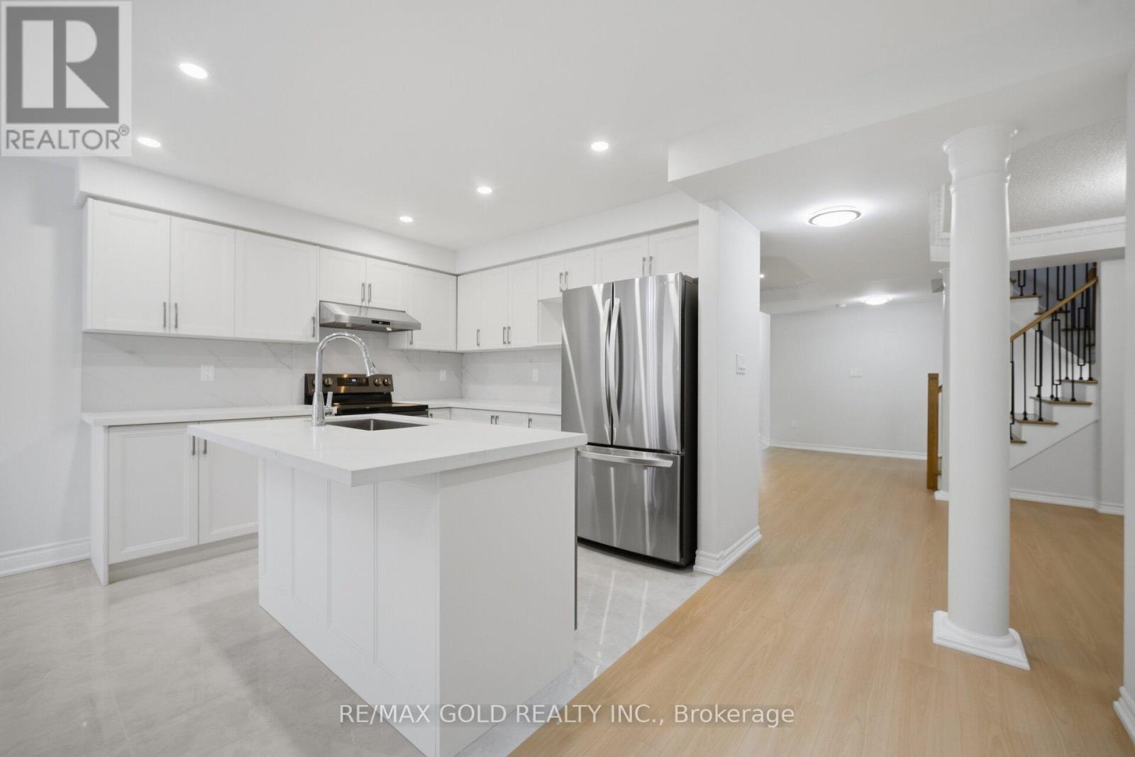 7059 Magistrate Terrace, Mississauga, Ontario  L5W 1E5 - Photo 16 - W13003768