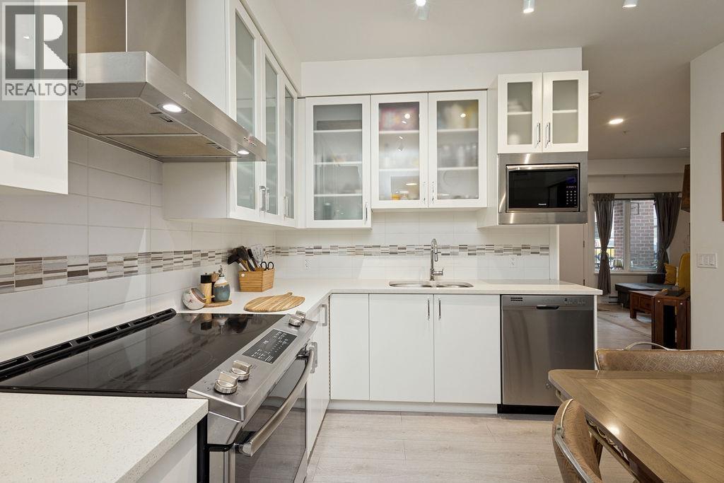 4860 Slocan Street, Vancouver, British Columbia  V5R 2A3 - Photo 5 - R3112576