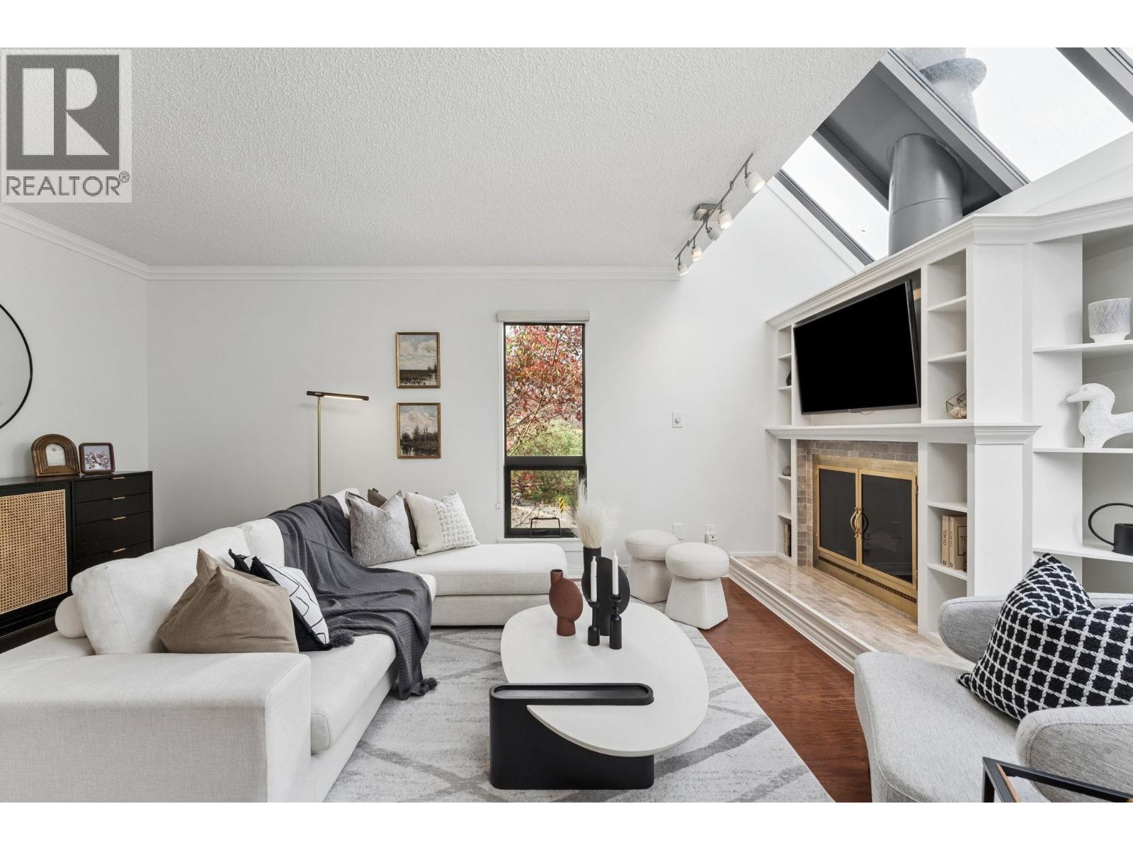 217 1477 Fountain Way, Vancouver, British Columbia  V6H 3W9 - Photo 3 - R3112589