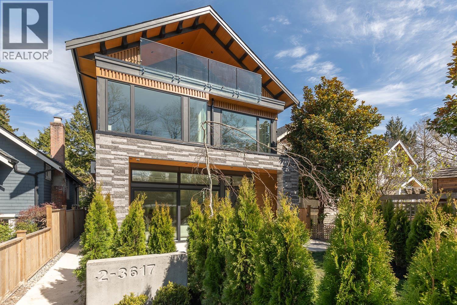 2 3617 W 12TH AVENUE, Vancouver, British Columbia