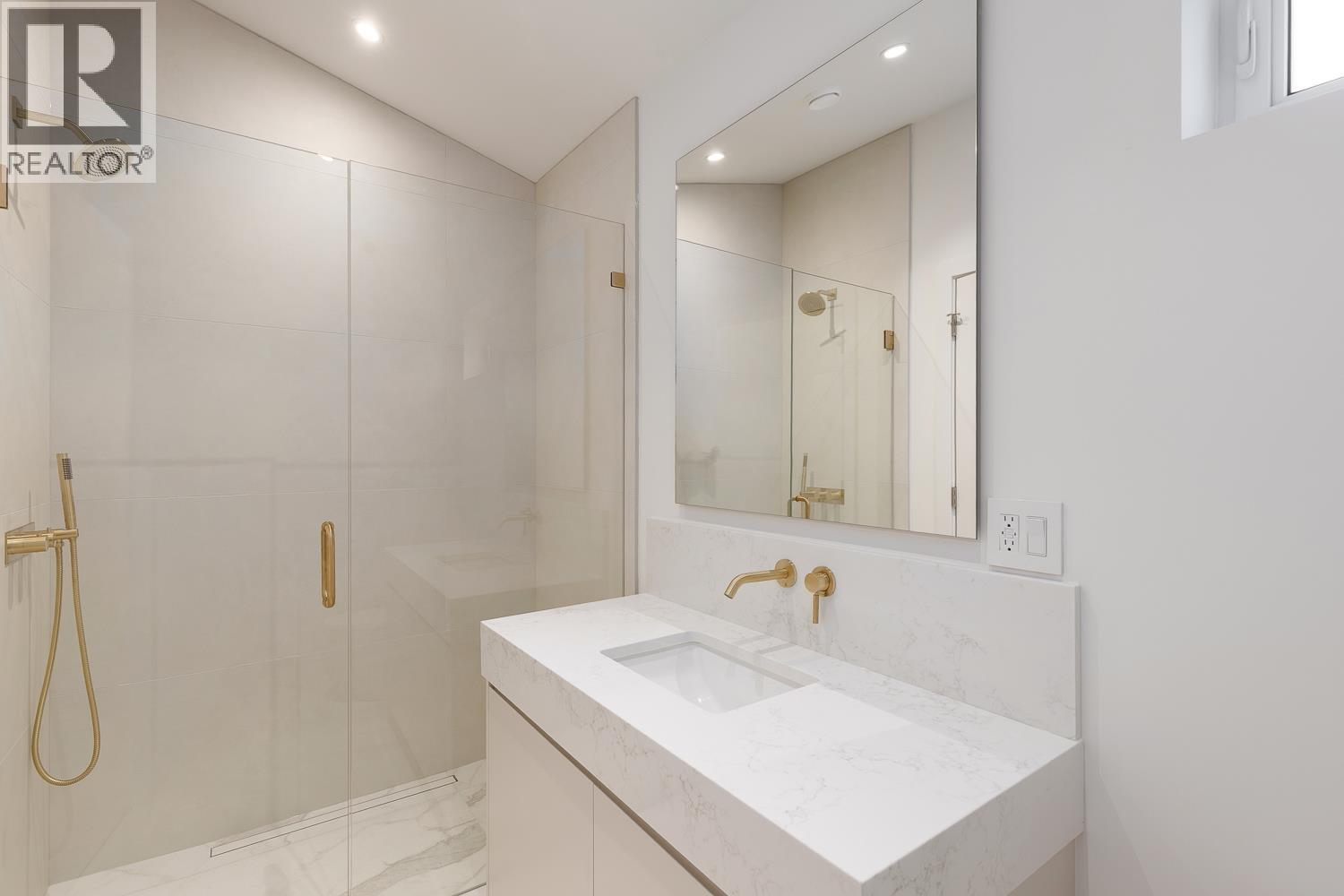 2 3617 W 12th Avenue, Vancouver, British Columbia  V6R 2N5 - Photo 18 - R3112598