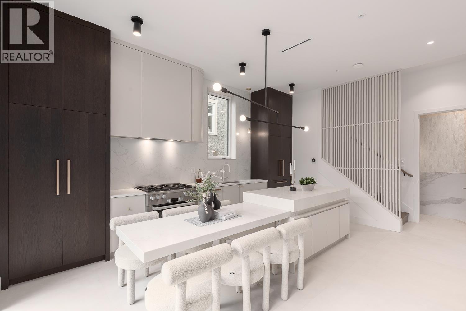 2 3617 W 12th Avenue, Vancouver, British Columbia  V6R 2N5 - Photo 6 - R3112598