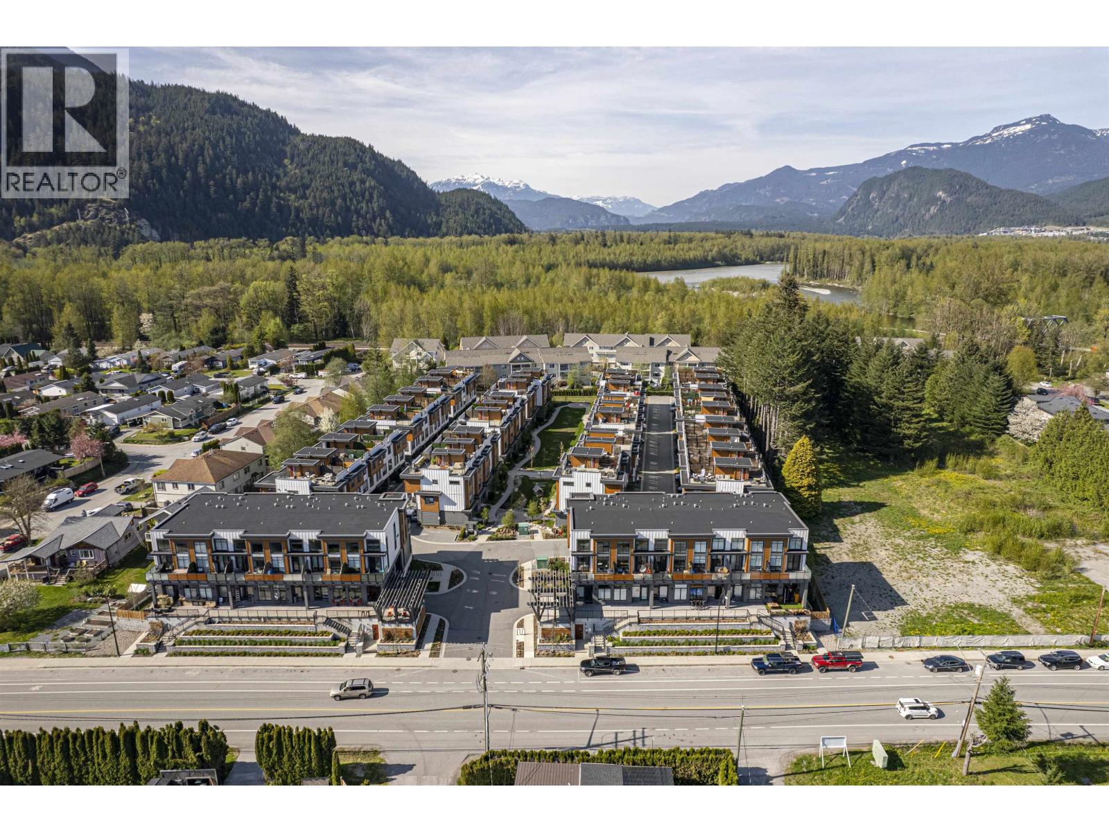 104 39767 Government Road, Squamish, British Columbia  V8B 0G3 - Photo 4 - R3112599