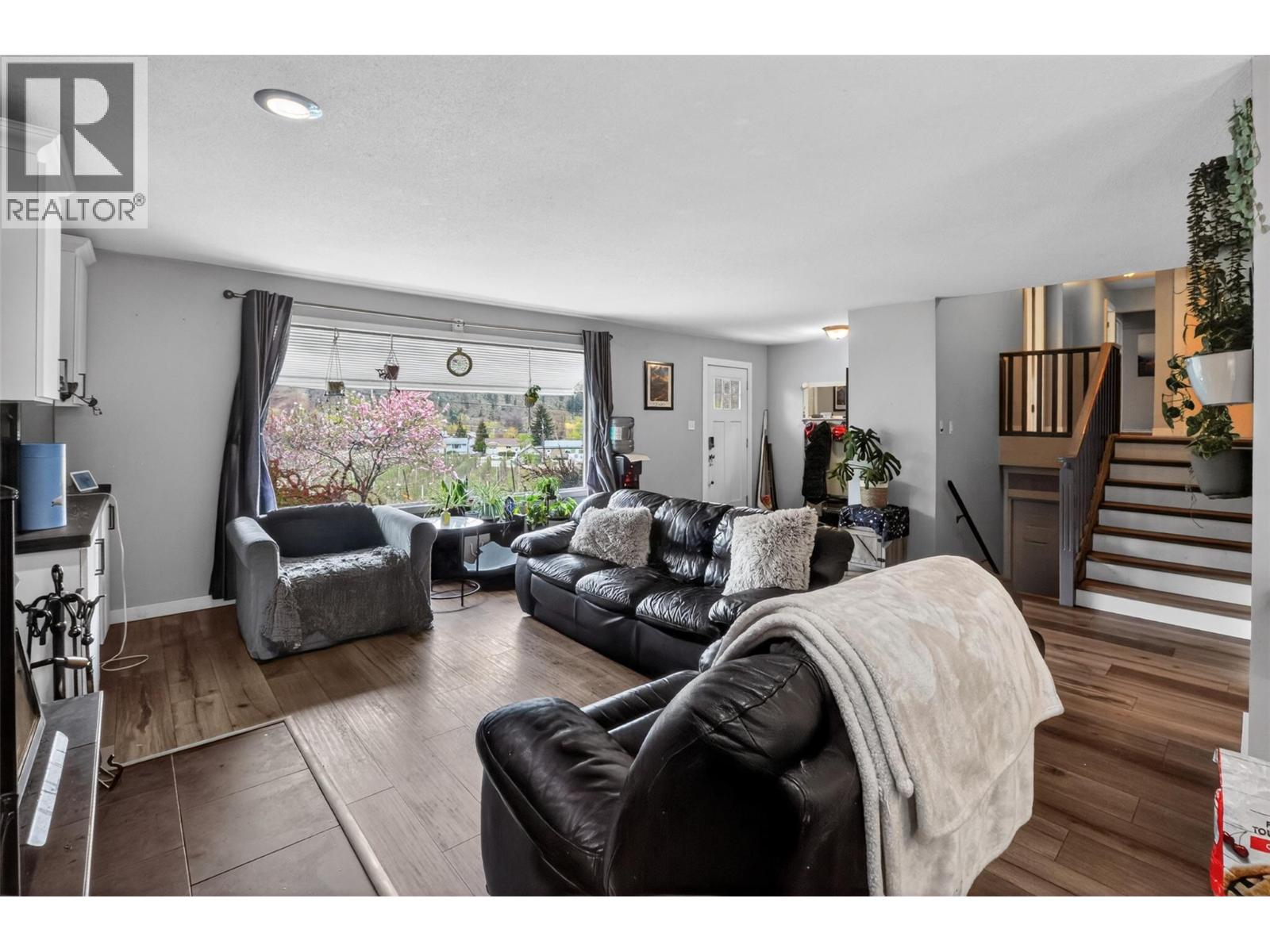 716 Mosley Place, Okanagan Falls, British Columbia  V0H 1R0 - Photo 10 - 10383483