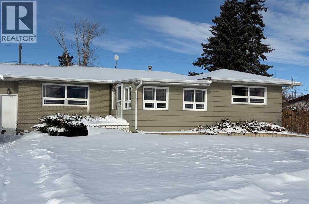 5110 51, Castor, Alberta  T0C 0X0 - Photo 2 - A2286782