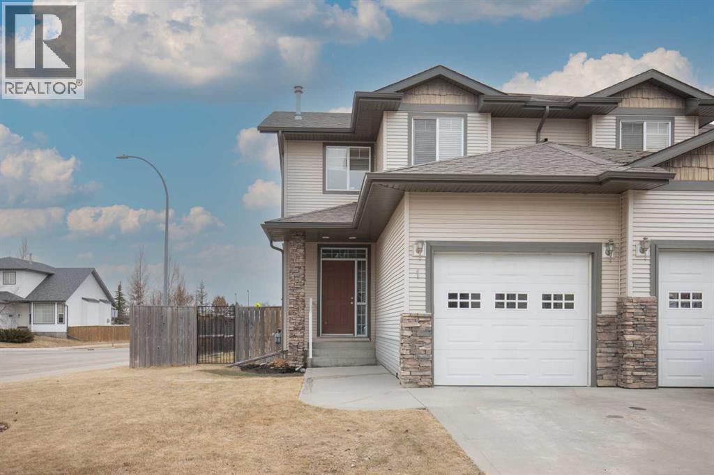 1 Ivey Close, Red Deer, Alberta  T4R 3N2 - Photo 1 - A2301634