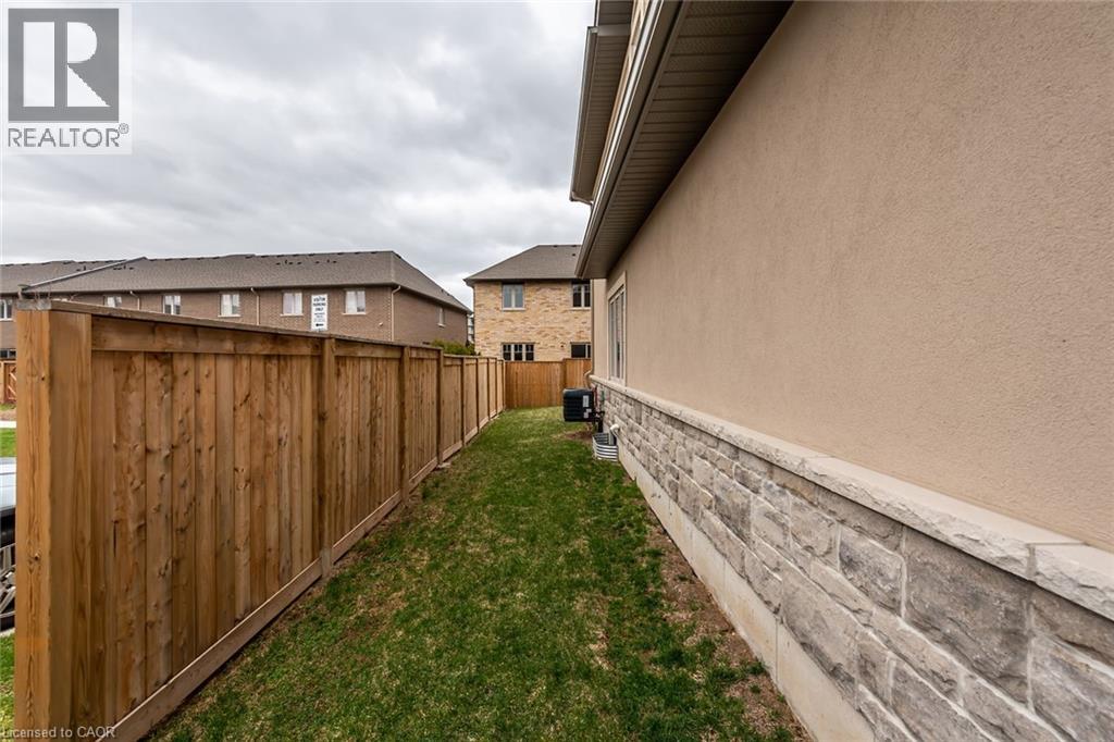 98 Shoreview Place Unit# 42, Stoney Creek, Ontario  L8E 0J4 - Photo 40 - 40821573