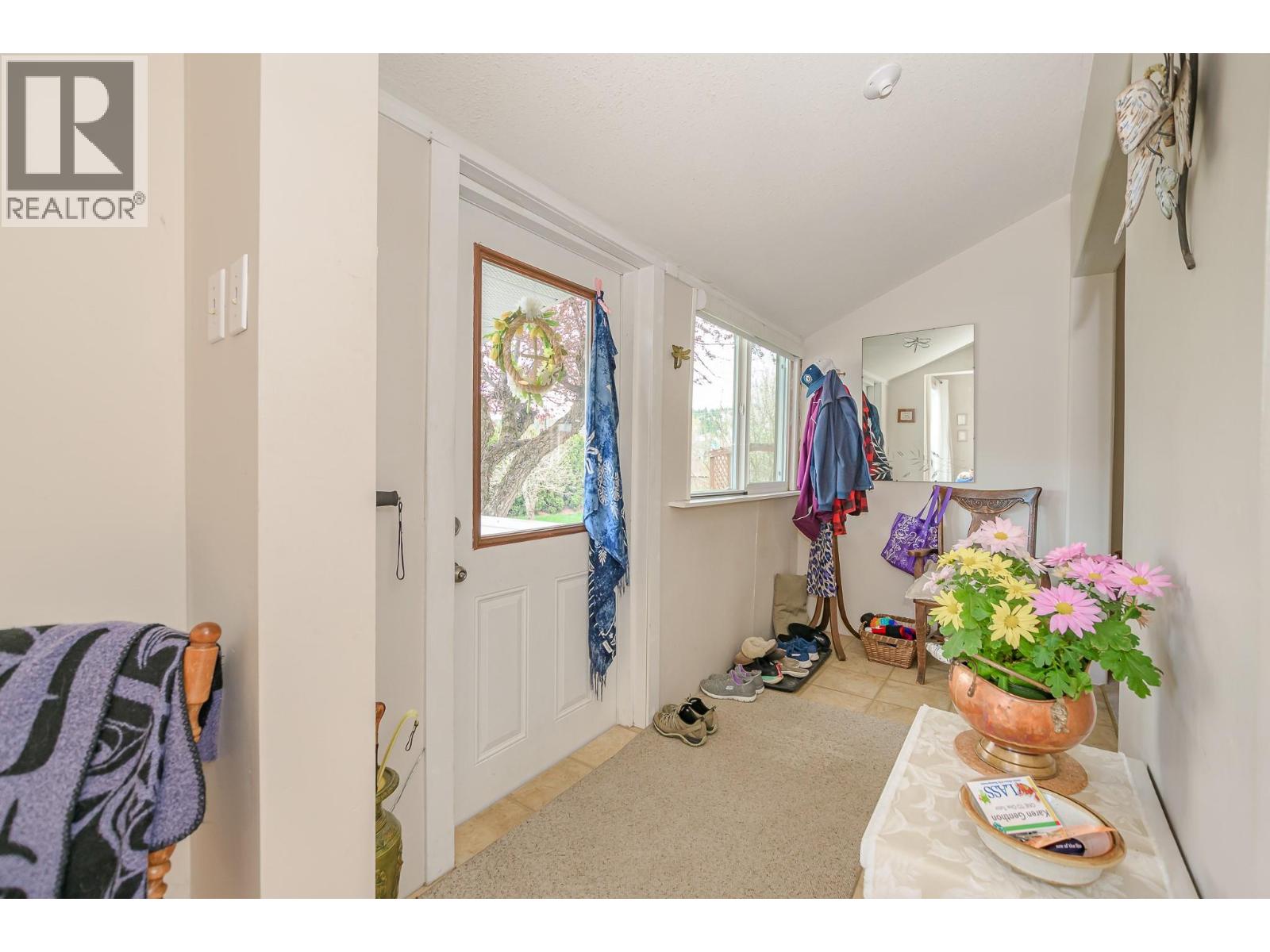 189 Brickyard Road, Enderby, British Columbia  V4Y 4B6 - Photo 3 - 10383295