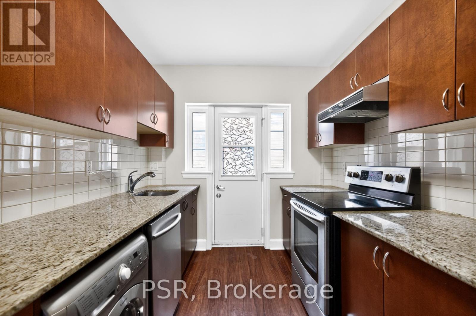 L21 - 1325 Bayview Avenue, Toronto, Ontario  M4G 3A5 - Photo 13 - C13010008