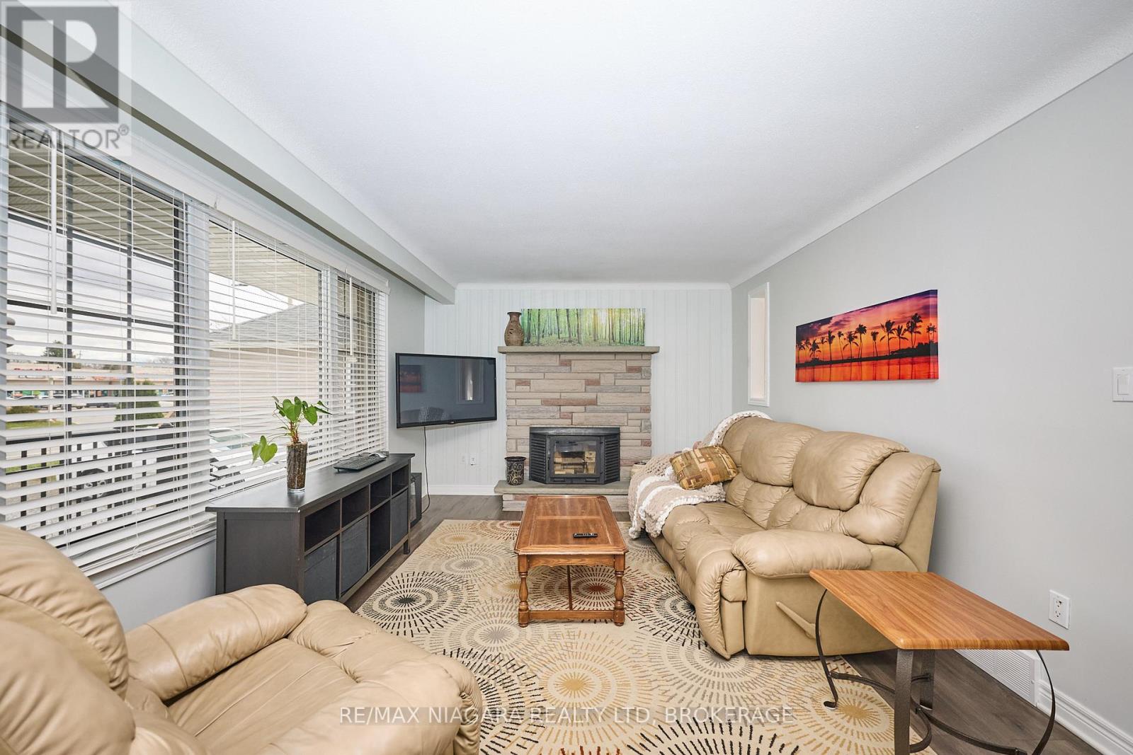 25 Rice Road, Welland, Ontario  L3C 2V4 - Photo 9 - X13009460