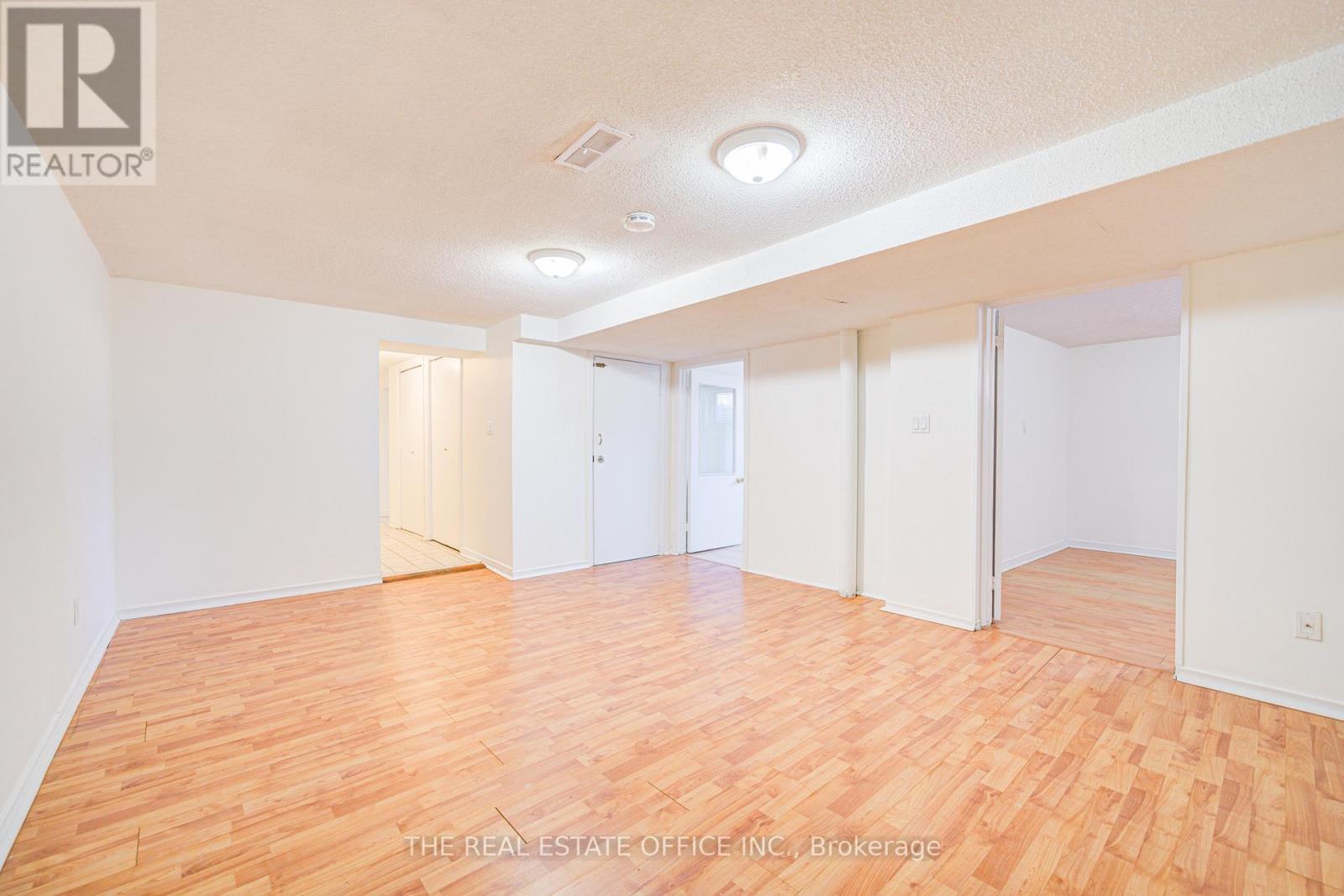 128 Fairglen Avenue, Toronto, Ontario  M1W 1A7 - Photo 33 - E13009994