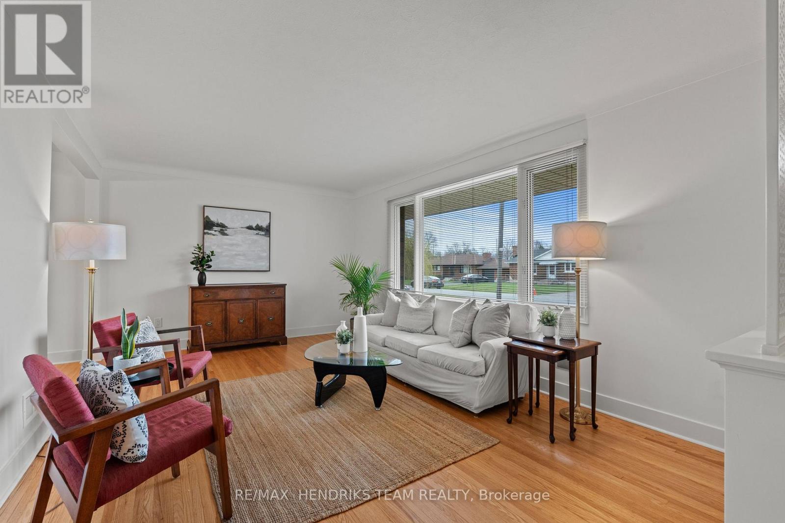 11 Kamla Drive, St. Catharines, Ontario  L2M 3J9 - Photo 3 - X13009988