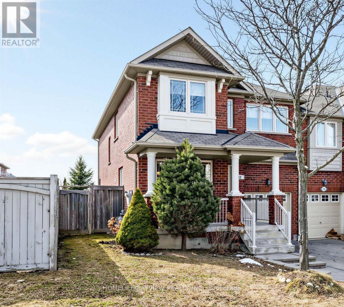 12 Winisk Street, Richmond Hill, Ontario  L4E 0M6 - Photo 2 - N12919136