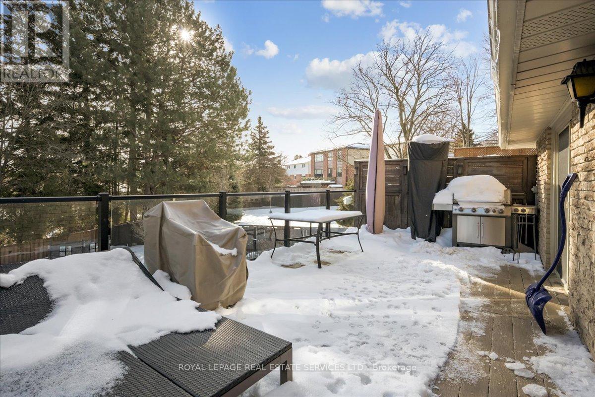 1466 Flaminia Court, Mississauga, Ontario  L5J 3Z6 - Photo 39 - W12811960