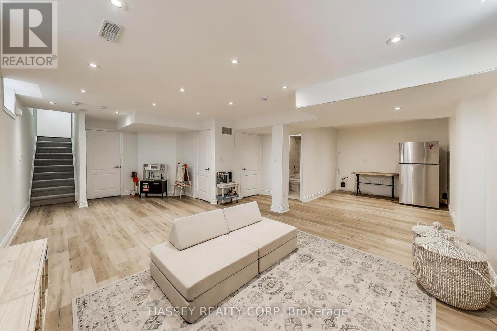 852 Elvidge Trail, Newmarket (Woodland Hill), Ontario  L3X 0J7 - Photo 33 - N13010026