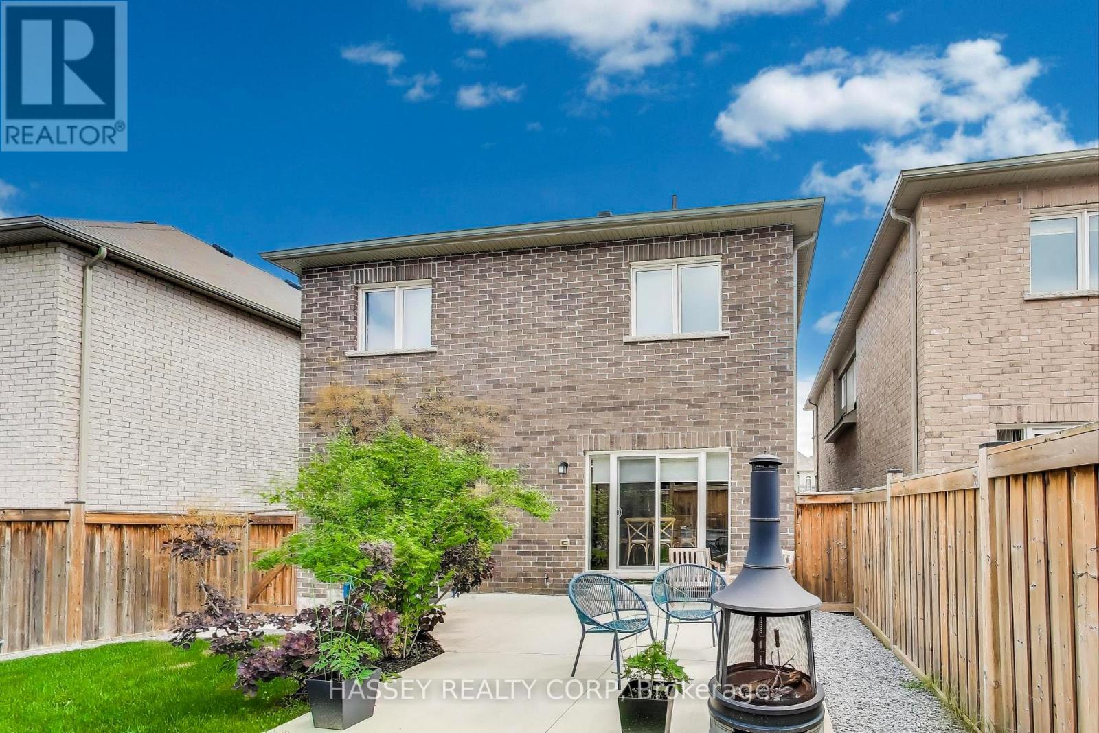 852 Elvidge Trail, Newmarket (Woodland Hill), Ontario  L3X 0J7 - Photo 38 - N13010026