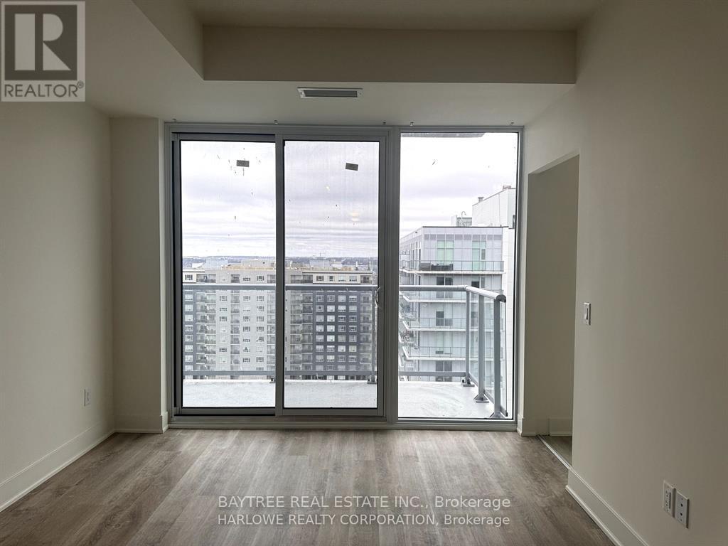 1412 - 185 Deerfield Road, Newmarket, Ontario  L3Y 0G7 - Photo 4 - N13010028