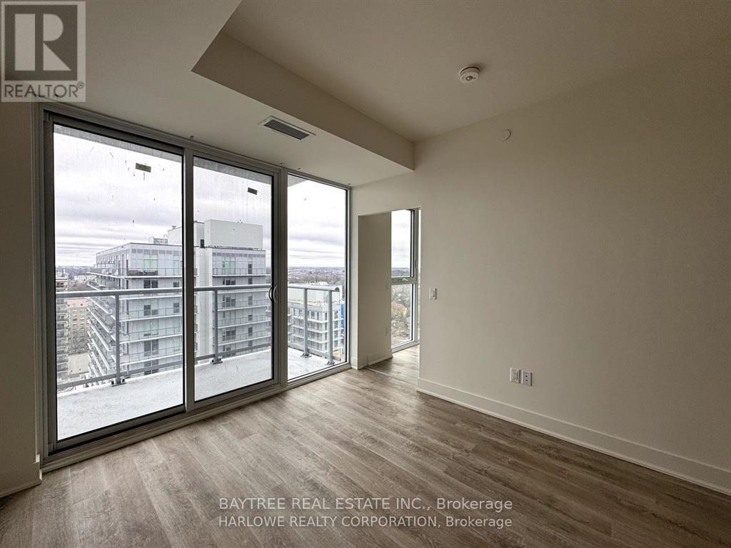 1412 - 185 Deerfield Road, Newmarket, Ontario  L3Y 0G7 - Photo 5 - N13010028