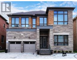 216 SUNSET VISTA COURT E, Aurora, Ontario