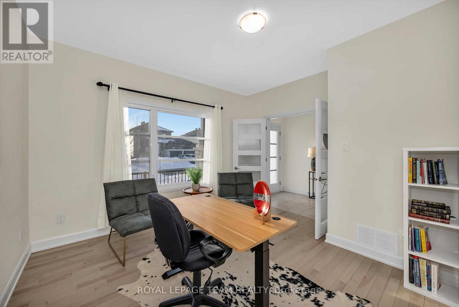 340 Moonlight Drive, Russell, Ontario  K4R 0L1 - Photo 5 - X12822542