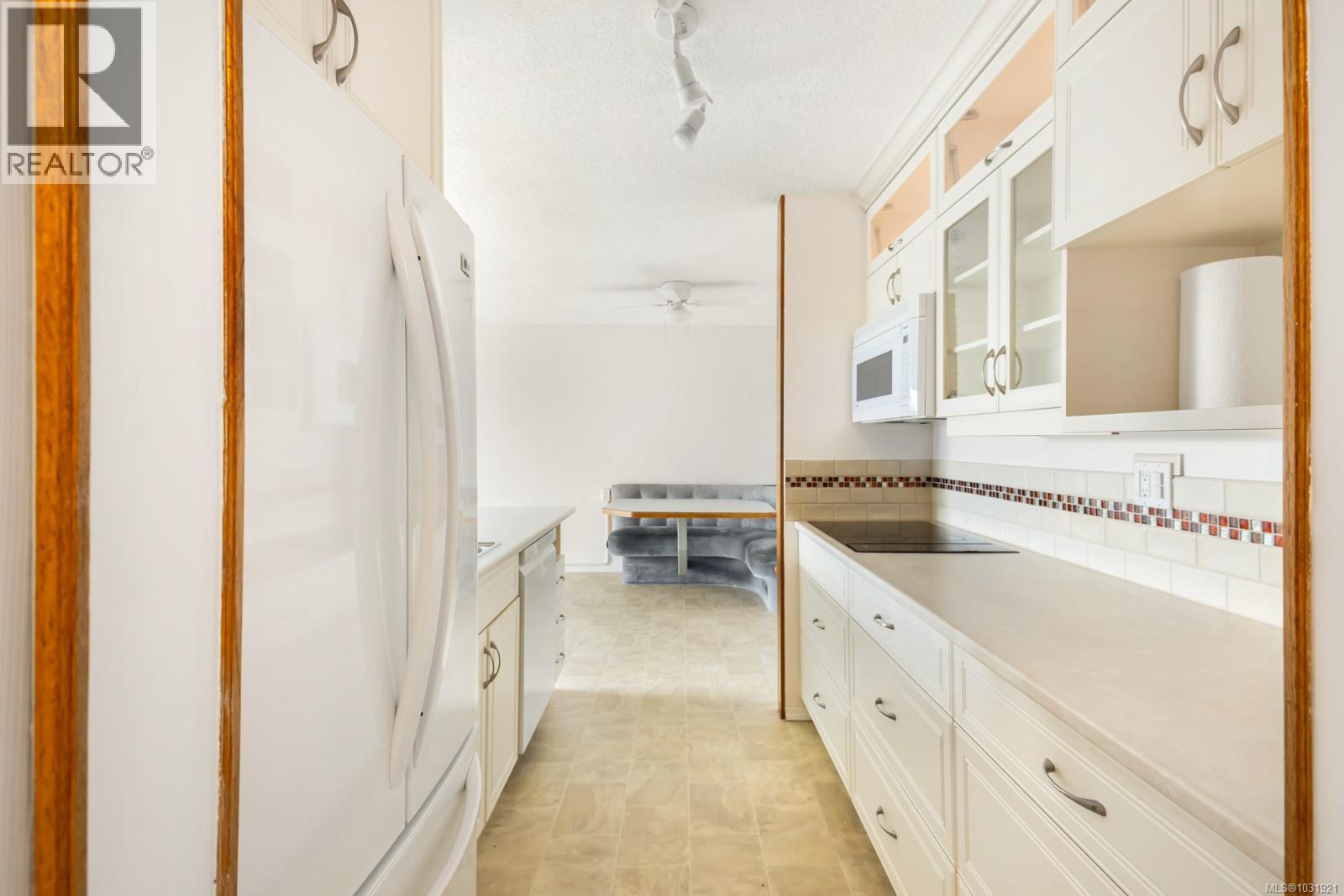 301 9942 Daniel St, Chemainus, British Columbia  V0R 1K1 - Photo 9 - 1031921