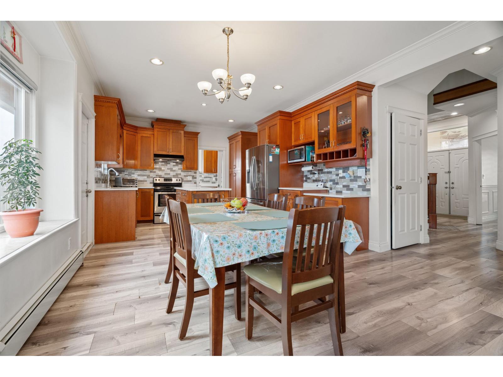 6312 166a Street, Surrey, British Columbia  V3S 0W1 - Photo 7 - R3112151