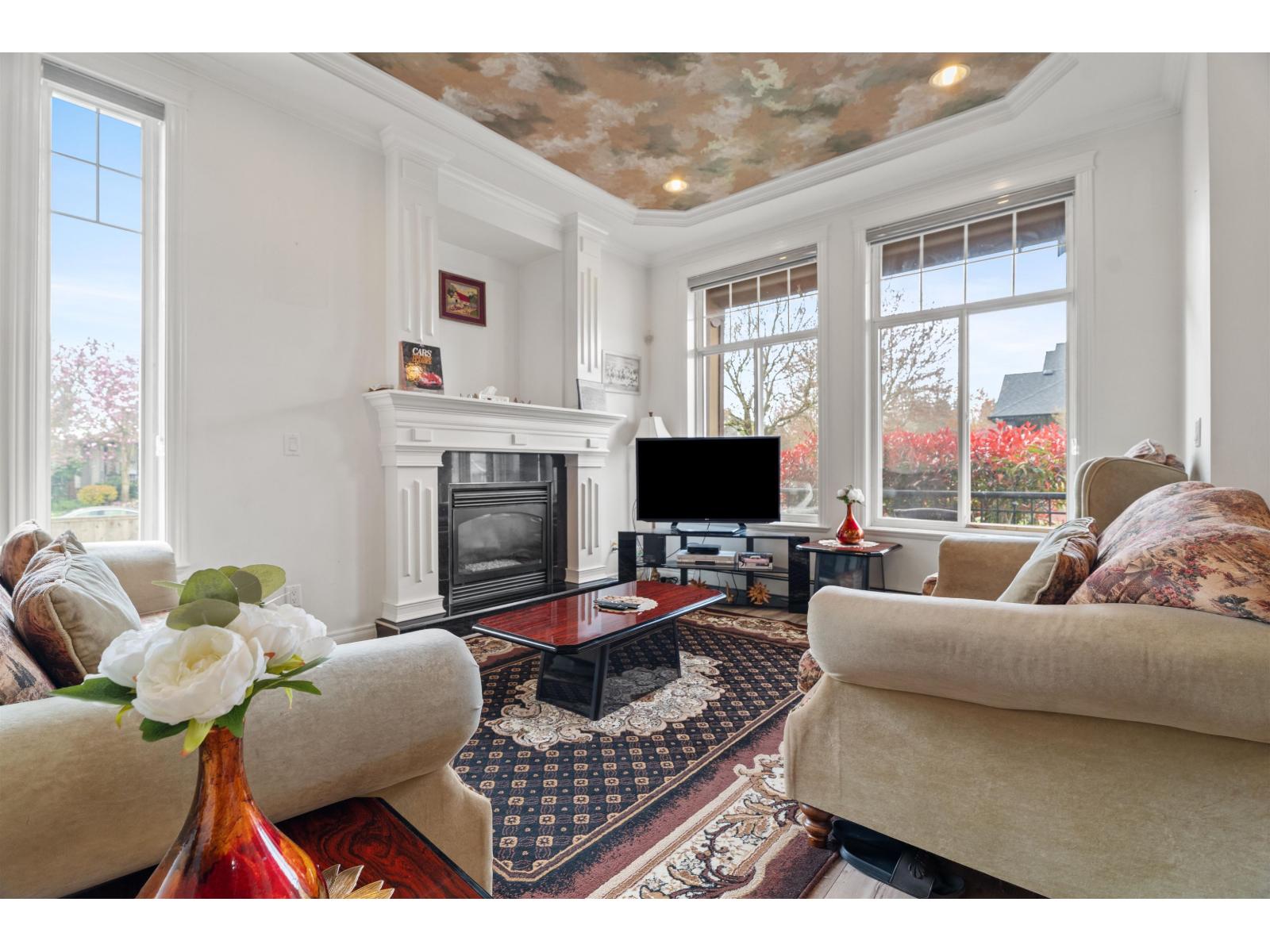 6312 166a Street, Surrey, British Columbia  V3S 0W1 - Photo 3 - R3112151