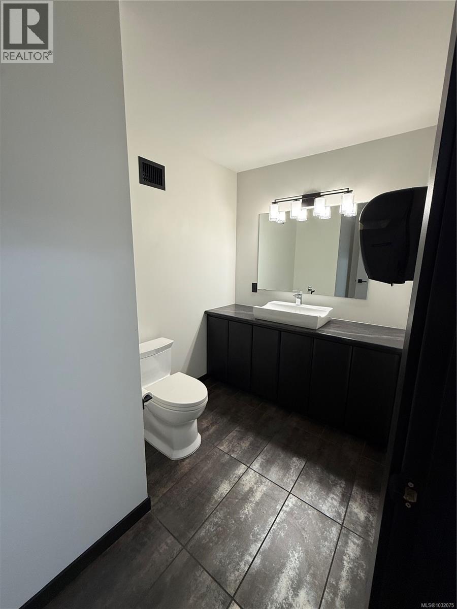 110 4252 Commerce Cir, Saanich, British Columbia  V8Z 4M2 - Photo 6 - 1032075