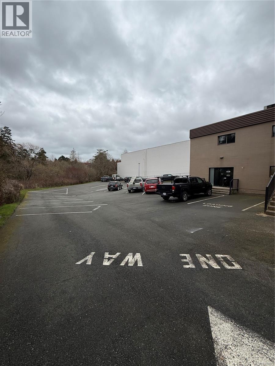 110 4252 Commerce Cir, Saanich, British Columbia  V8Z 4M2 - Photo 11 - 1032075