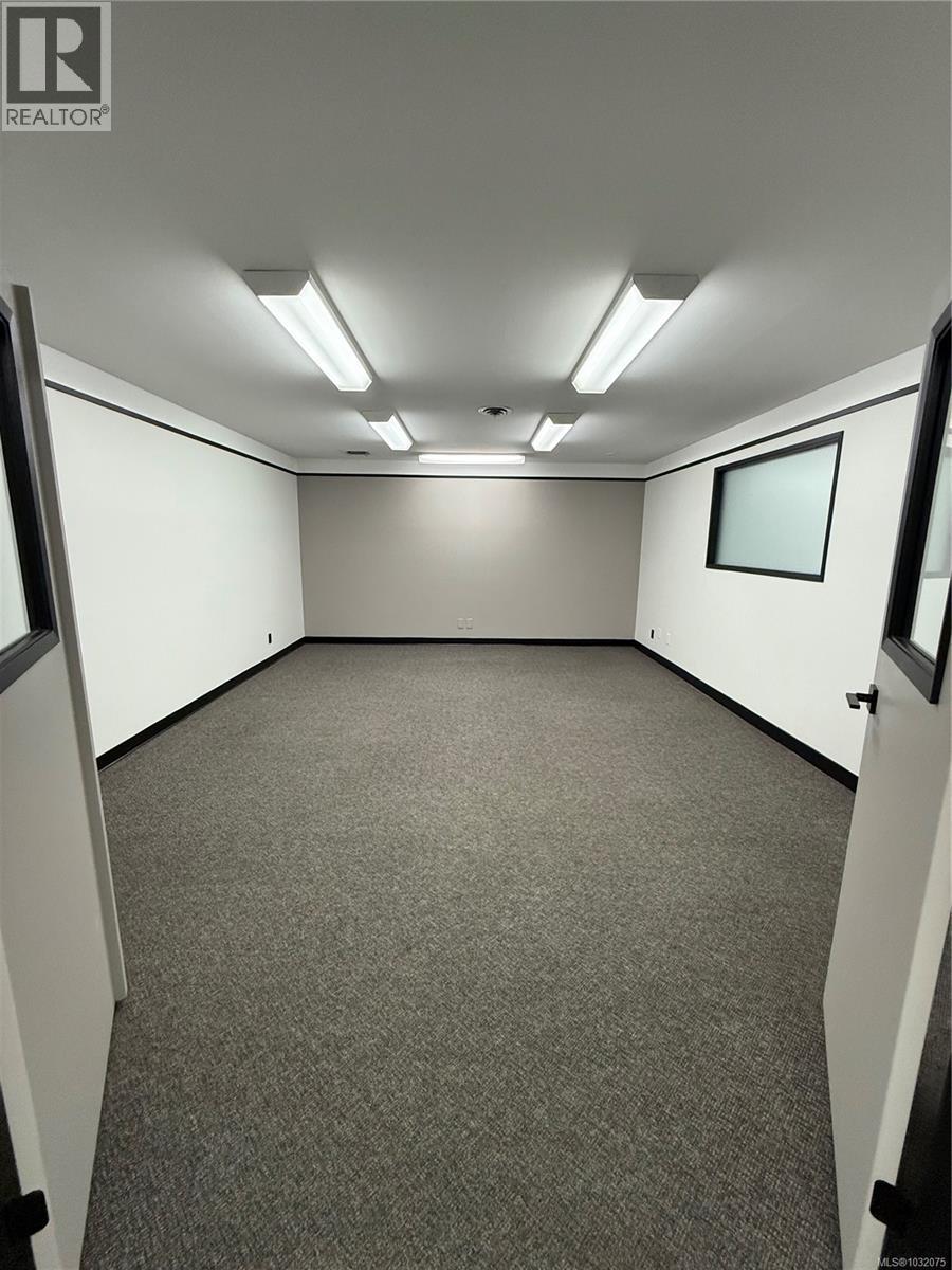 110 4252 Commerce Cir, Saanich, British Columbia  V8Z 4M2 - Photo 8 - 1032075