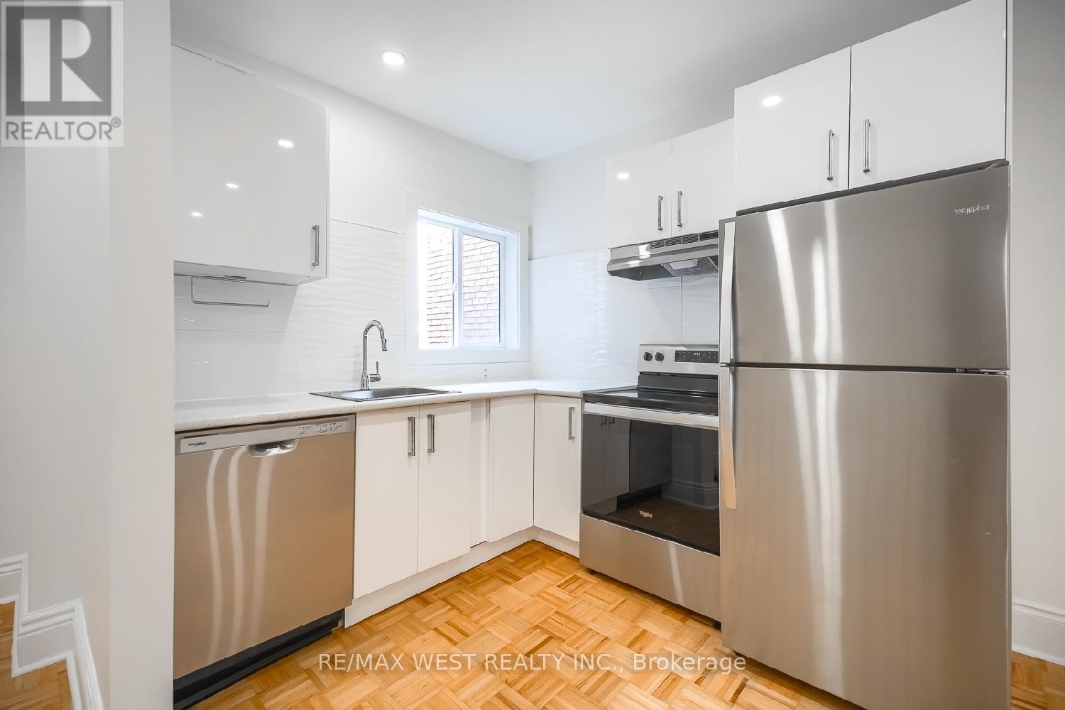 Second - 108 Armstrong Avenue, Toronto, Ontario  M6H 1V8 - Photo 5 - W13009982