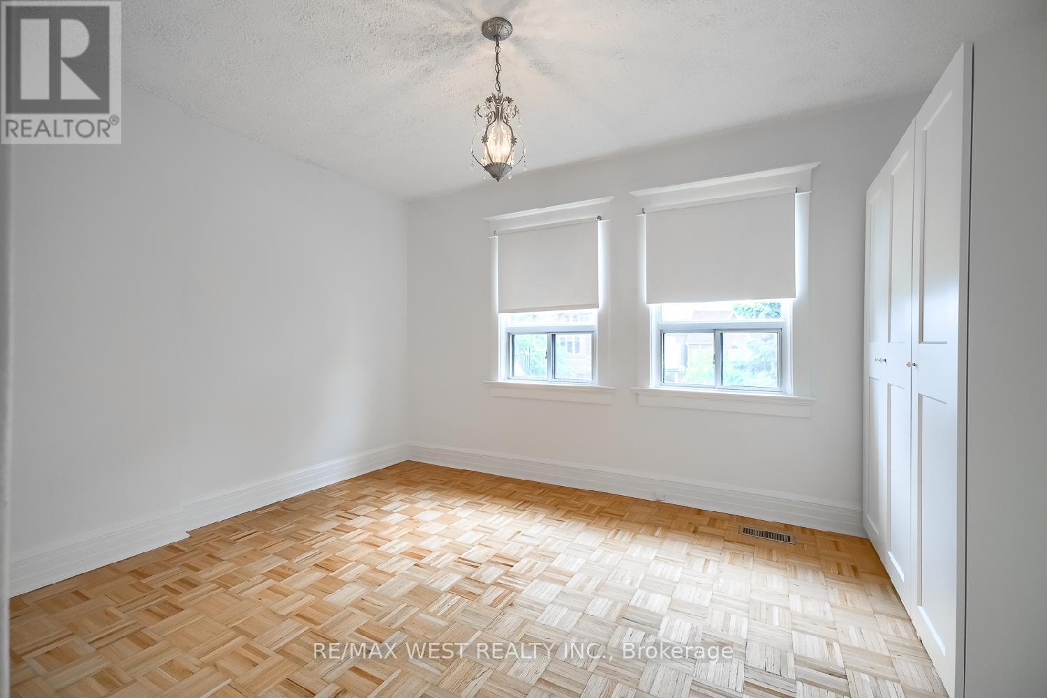 Second - 108 Armstrong Avenue, Toronto, Ontario  M6H 1V8 - Photo 8 - W13009982