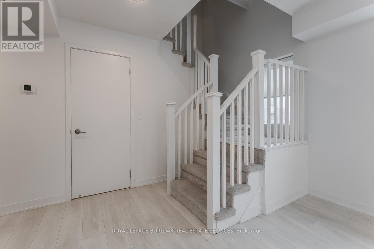 815 - 1133 Cooke Boulevard, Burlington, Ontario  L7T 0C3 - Photo 28 - W13010010