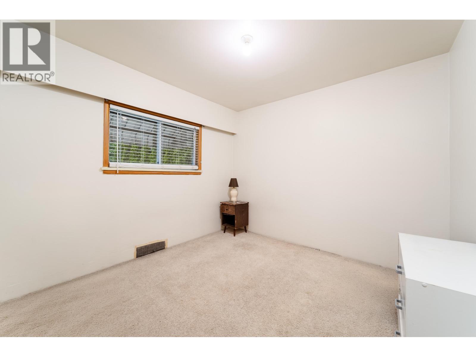 7475 Knight Street, Vancouver, British Columbia  V5P 2X1 - Photo 9 - R3112507