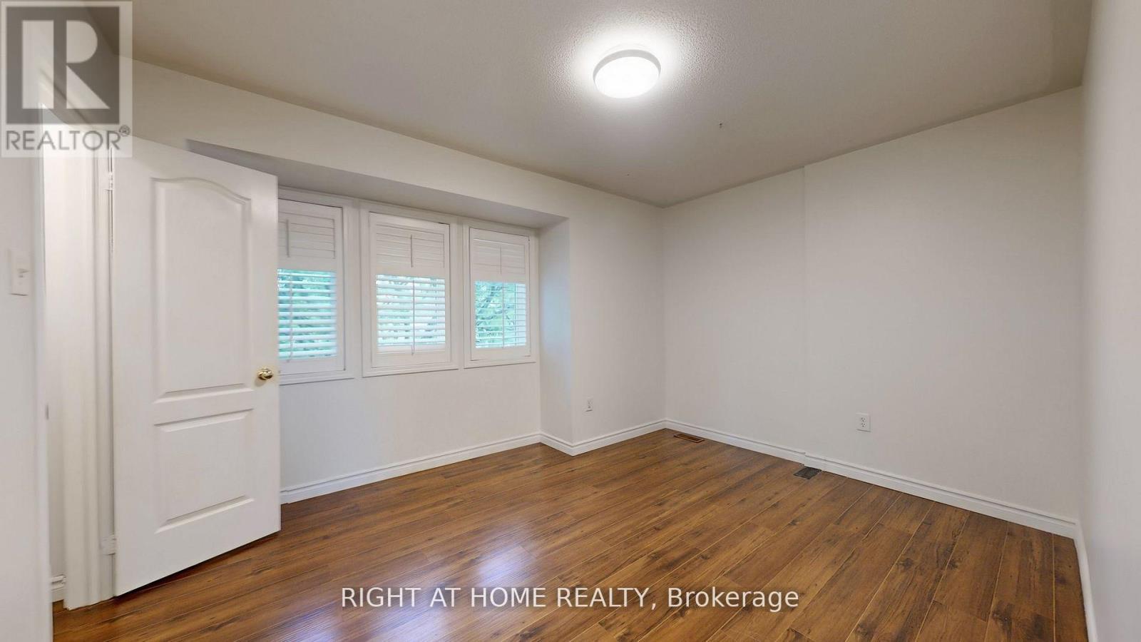 5160 Ravine Crescent, Burlington, Ontario  L7L 6N3 - Photo 20 - W13010012