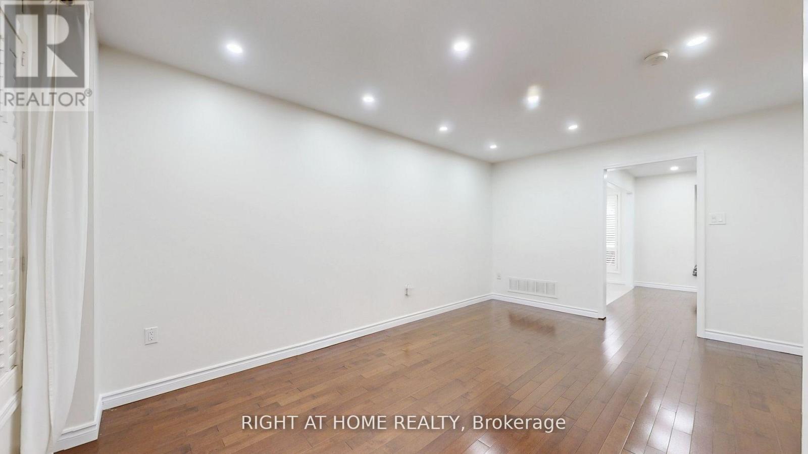 5160 Ravine Crescent, Burlington, Ontario  L7L 6N3 - Photo 30 - W13010012