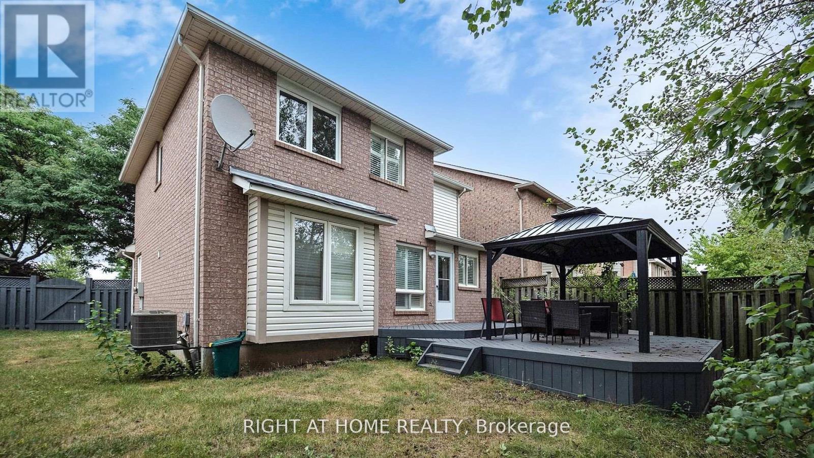 5160 Ravine Crescent, Burlington, Ontario  L7L 6N3 - Photo 7 - W13010012