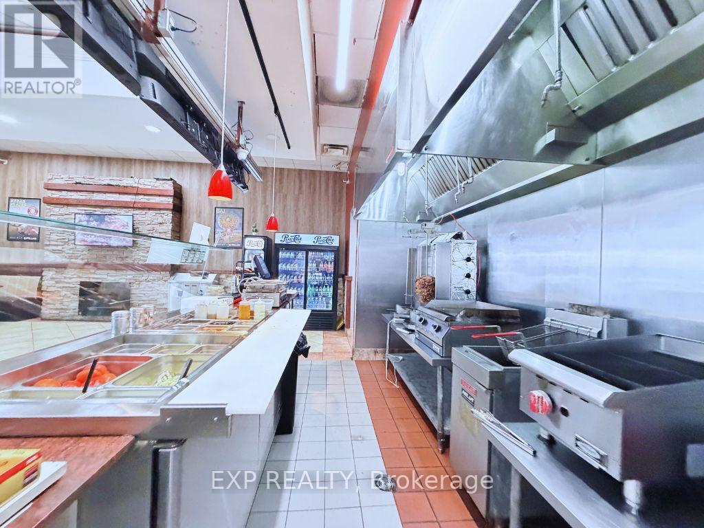 285 Rexdale Boulevard, Toronto, Ontario  M9W 1P7 - Photo 8 - W13010014