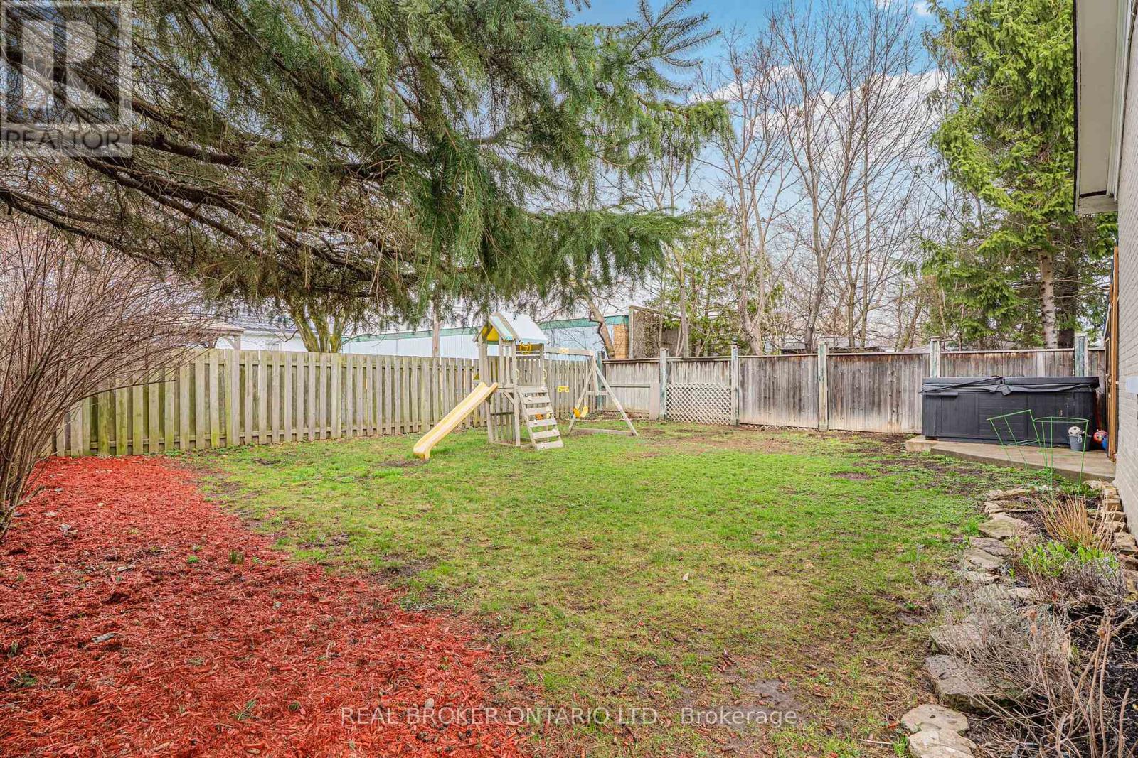 82 Bond Street, Cambridge, Ontario  N1R 4B6 - Photo 10 - X13009986