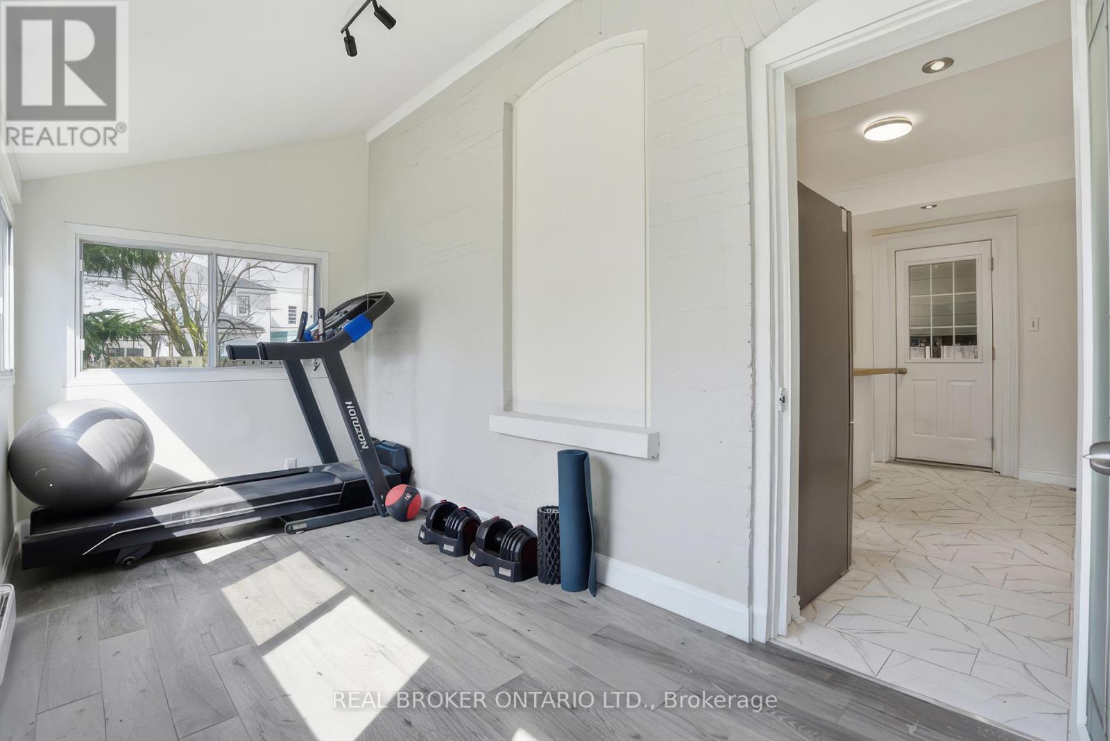 82 Bond Street, Cambridge, Ontario  N1R 4B6 - Photo 19 - X13009986