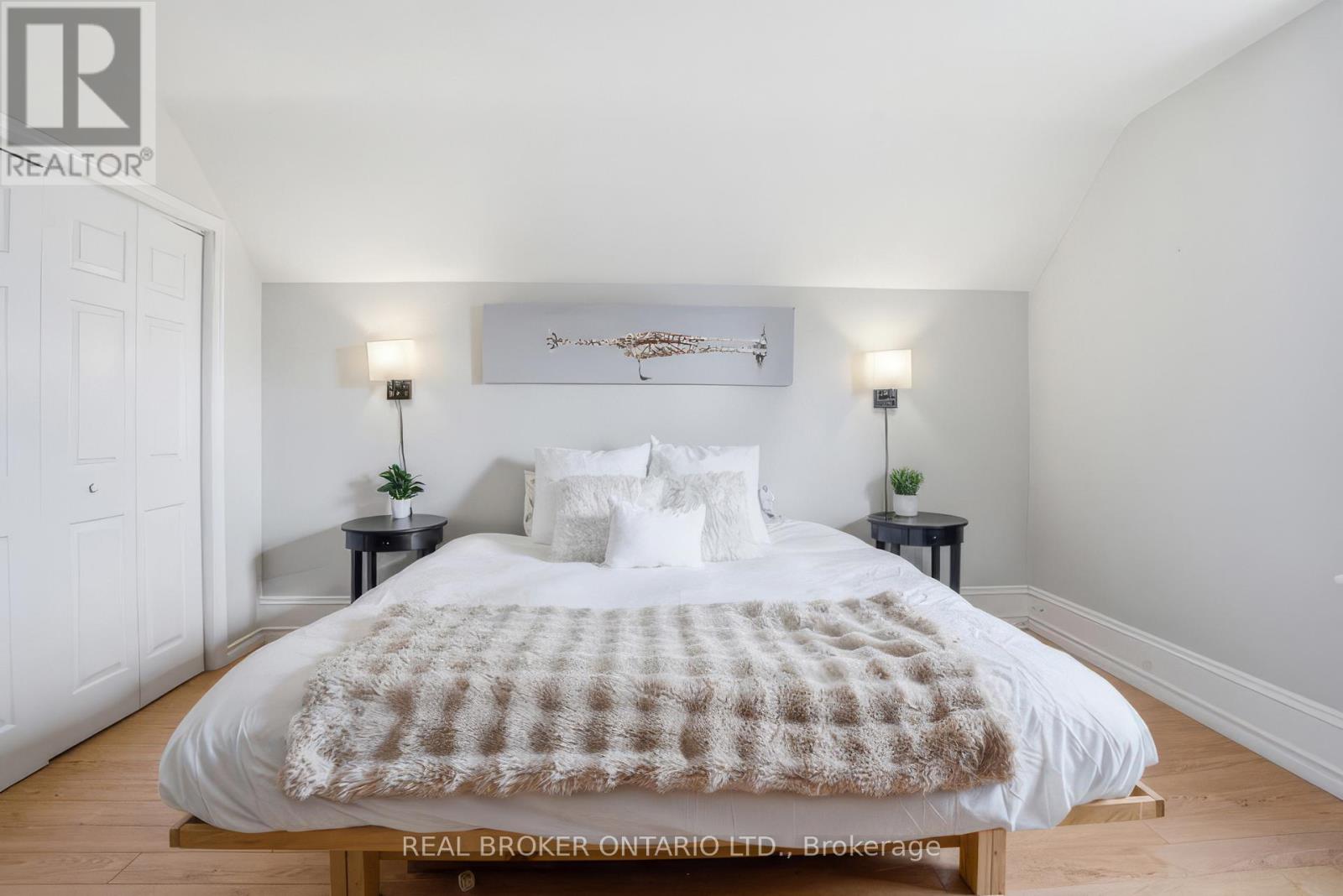 82 Bond Street, Cambridge, Ontario  N1R 4B6 - Photo 28 - X13009986