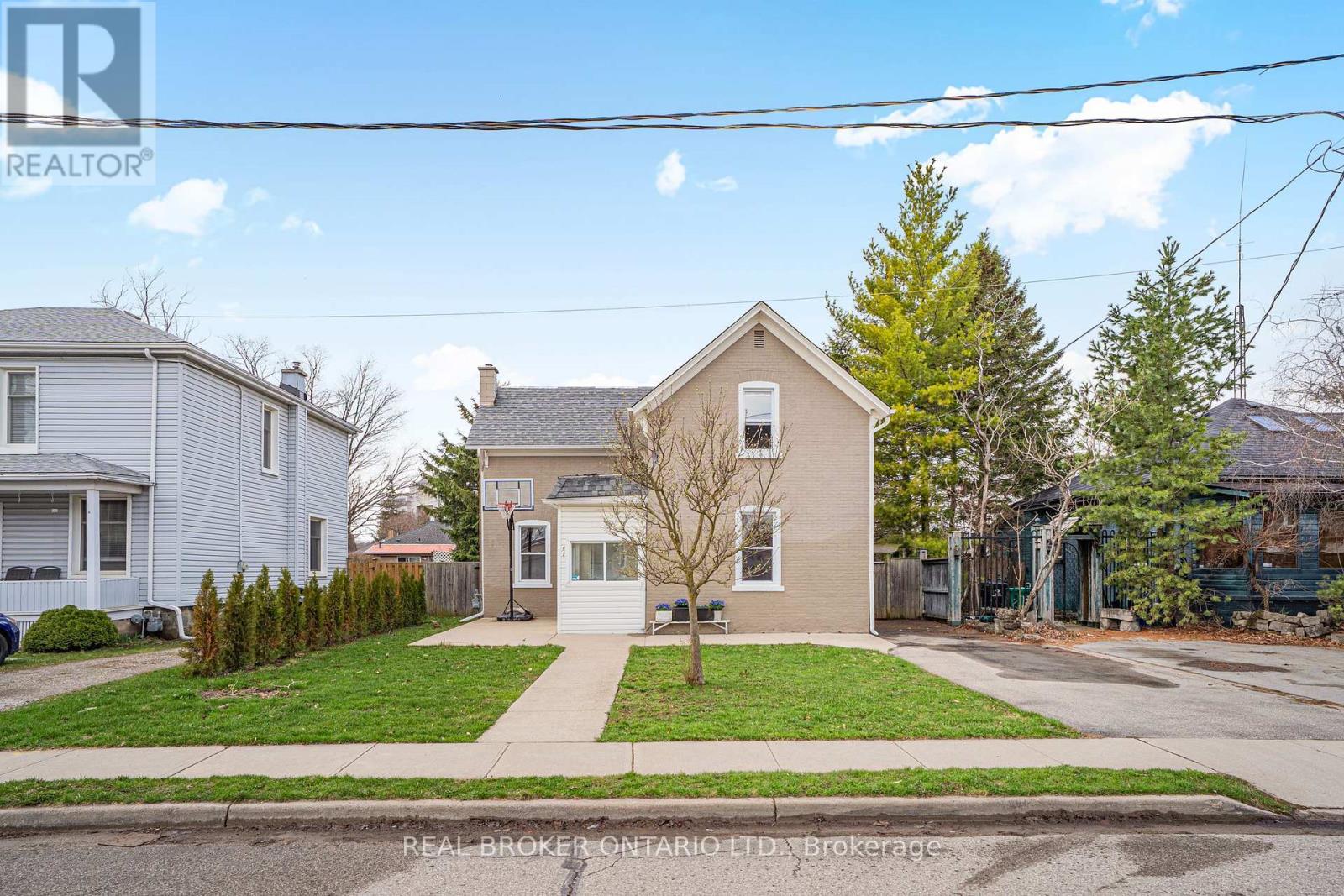 82 Bond Street, Cambridge, Ontario  N1R 4B6 - Photo 42 - X13009986